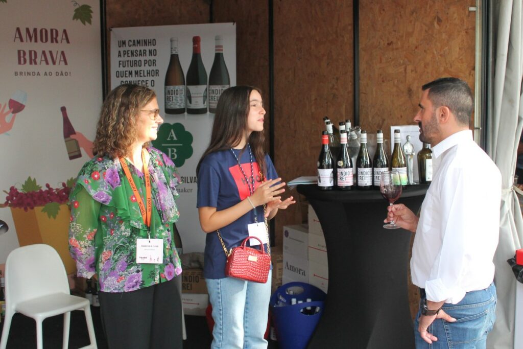 feira do vinho do dao em nelas 2025 amora