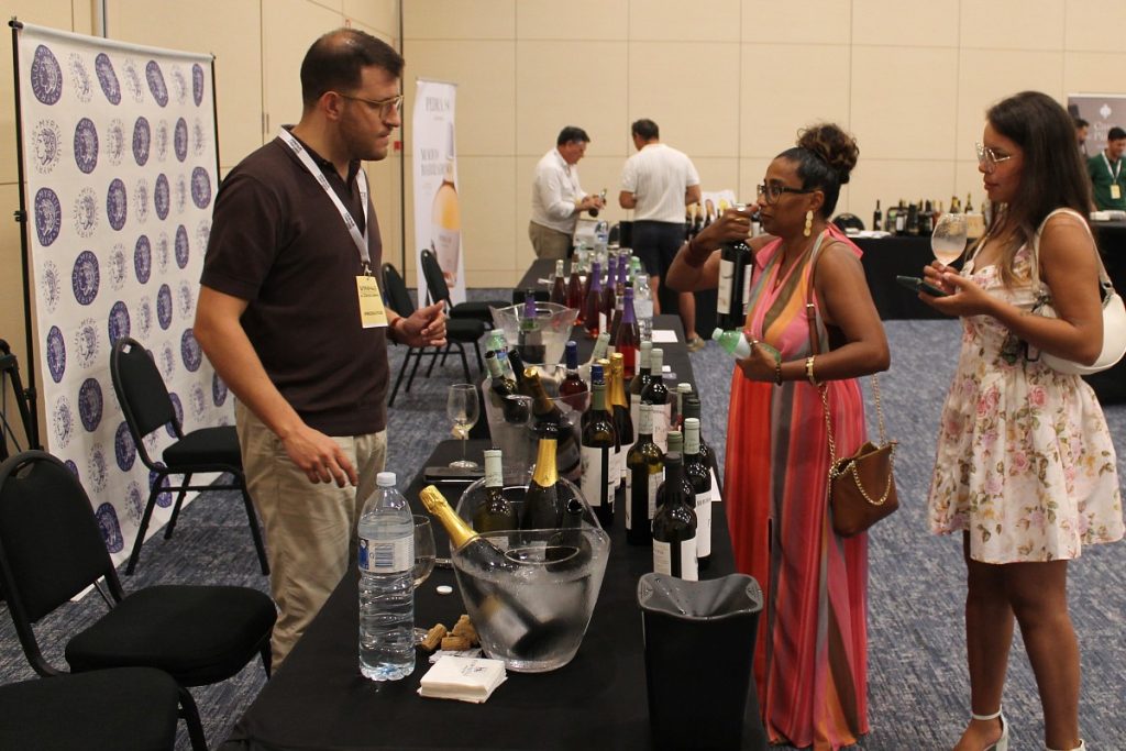 Vinhos a Descobrir Figueira da Foz 2026 conversa